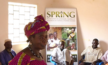 Photo of community volunteers participate in an ENA/EHA training Koro (May 2015)